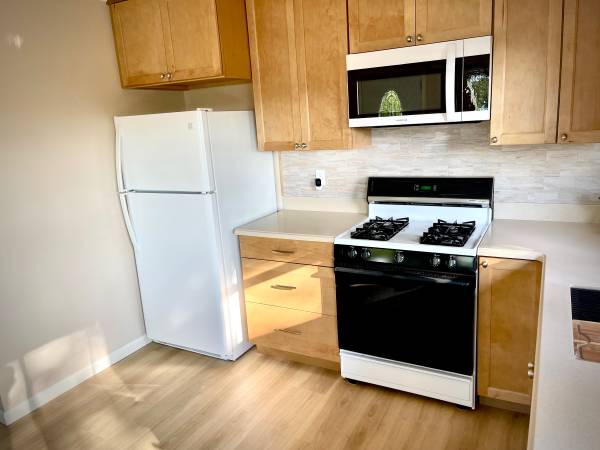 Charming 2 Bed / 2 Bath Home On 1.05 Acres In Beautiful Angwin photo 5