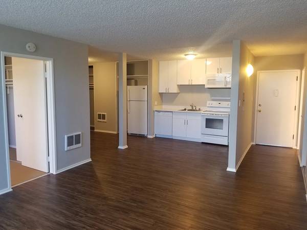 1462 Vallejo Street, San Francisco, CA 94109 photo 2