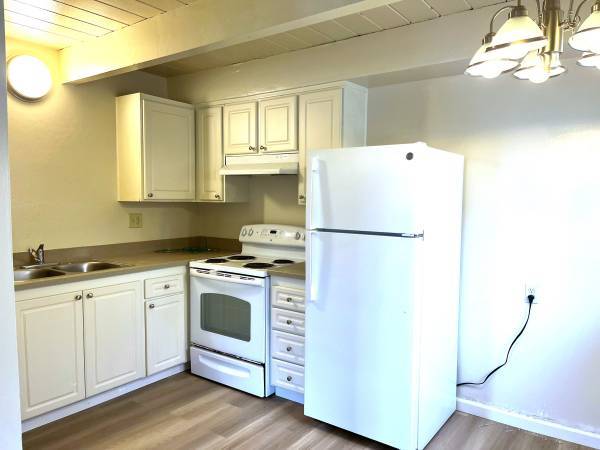 2BR/1BA Other on Grant St. Near Plymouth · Santa Cruz photo 2