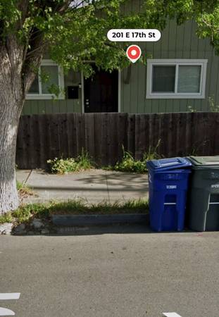201 East 17th Street, Pittsburg, CA 94565 photo 2