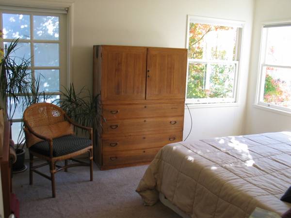 2BR/1BA Flat on Hilgard Avenue · Berkeley photo 4