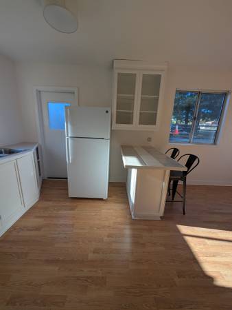 1BR/1BA Apartment · Freedom photo 2