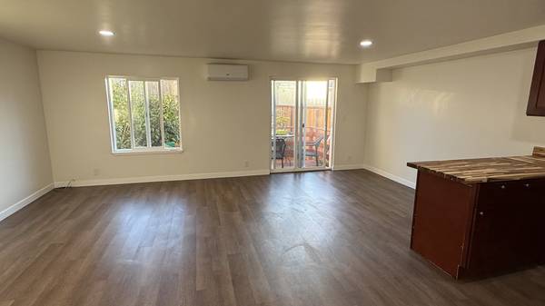 0BR/1BA Other on 8th Avenue · San Francisco photo 2