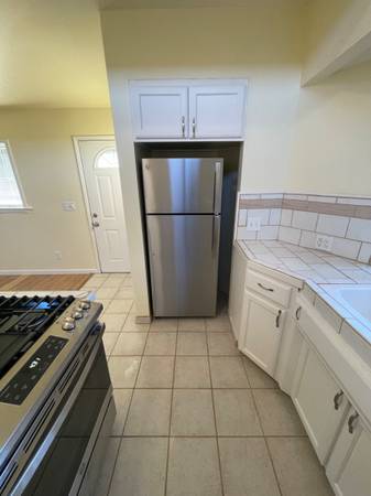 1BR/1BA Apartment on Tuttle Ave · Watsonville photo 5