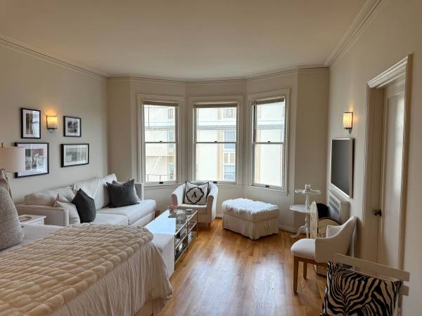 1BR/1BA Apartment · San Francisco photo 4
