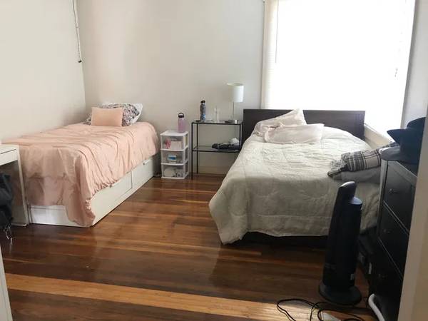 Spacious and Centrally Located, Pet Friendly Home photo 2