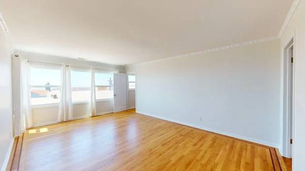 3BR/1BA Single Family House on 15th Ave · San Francisco photo 3