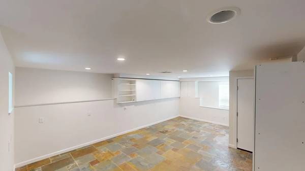 3BR/1BA Single Family House on 15th Ave · San Francisco photo 4