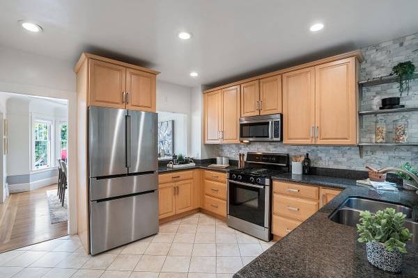 3BR/2BA Apartment · San Francisco photo 4