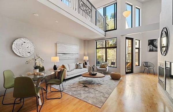 2BR/3BA Apartment · San Francisco photo 3