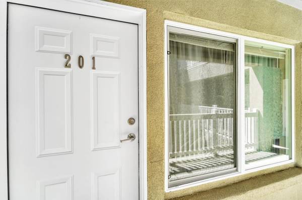 1BR/1BA Condo on Pacific Ave · Santa Cruz photo 4