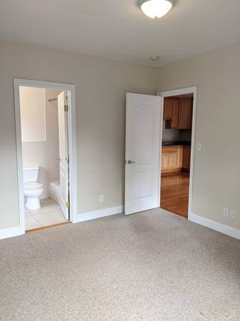 1BR/1BA Apartment · Alameda photo 2