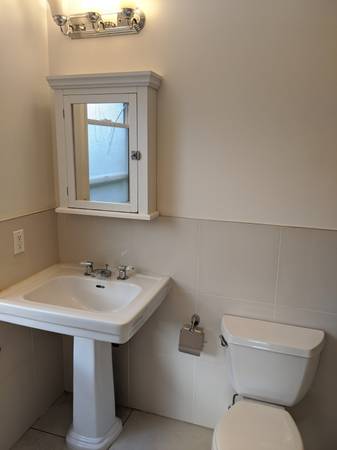 1BR/1BA Apartment · Alameda photo 4