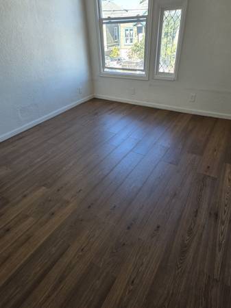 3BR/1BA Duplex · Oakland photo 2
