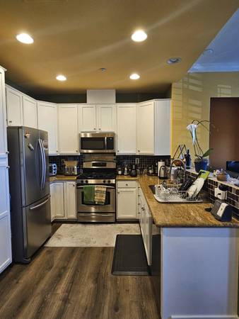 3BR/3BA Condo · Hayward photo 5