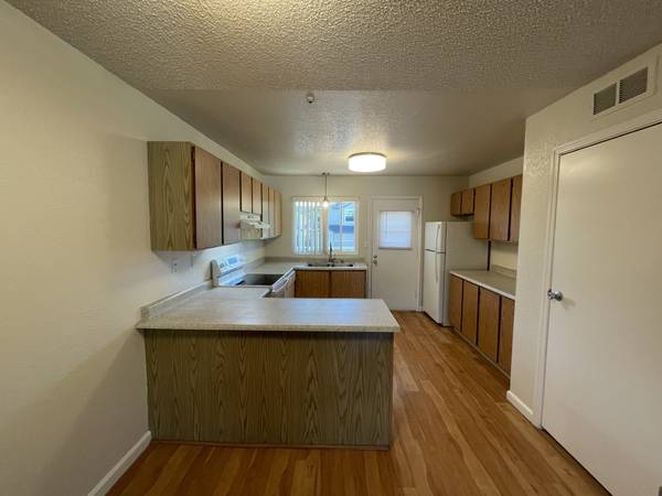 Creekside Village Apartments photo 2
