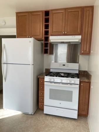 1BR/1BA Apartment on Grand Blvd · South San Francisco photo 3