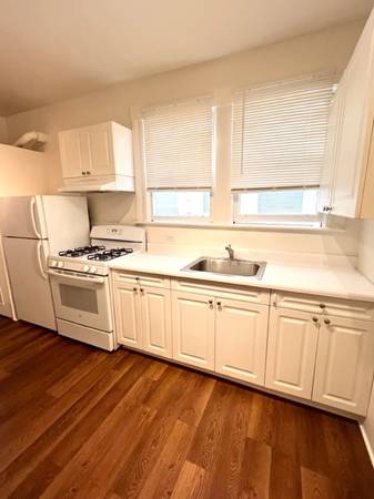 1BR/1BA Apartment on Chestnut Street · San Francisco photo 5