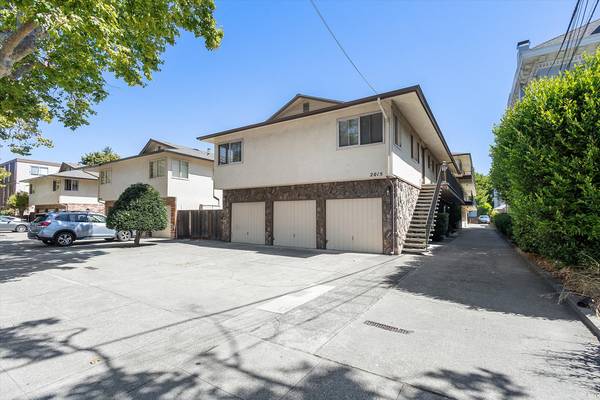 2BR/2BA Apartment on Central Ave · Alameda photo 2