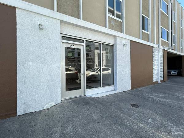 1BR/1BA Apartment · Redwood City photo 2