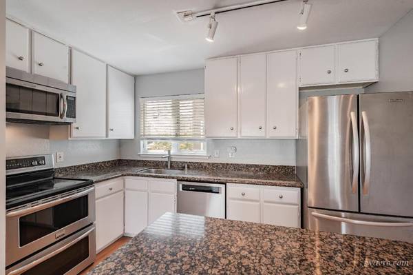 1BR/1BA Condo · San Francisco photo 3