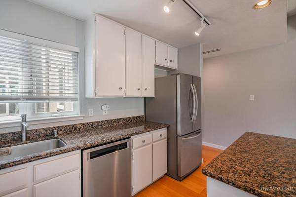 1BR/1BA Condo · San Francisco photo 5