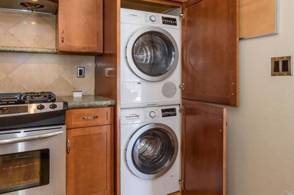 1BR/1BA Single Family House on Ash Ave · Greenbrae photo 5