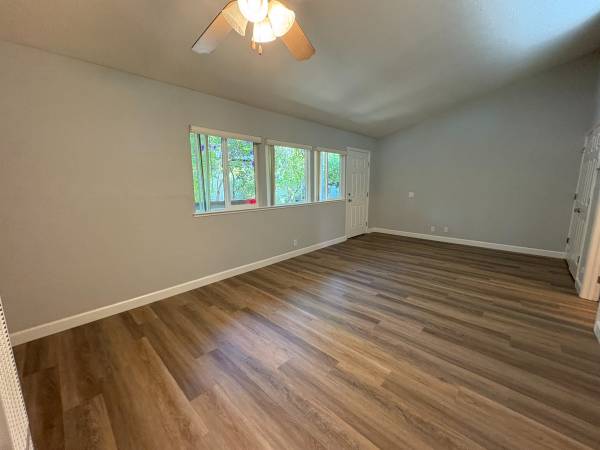 1BR/1BA Apartment on Mills · Menlo Park photo 3