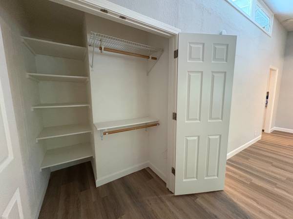 1BR/1BA Apartment on Mills · Menlo Park photo 5