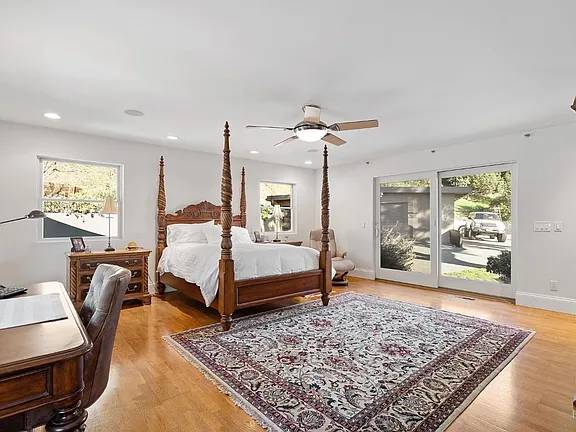 2BR/4BA Single Family House on Mcdonough Heights Rd · Healdsburg photo 4