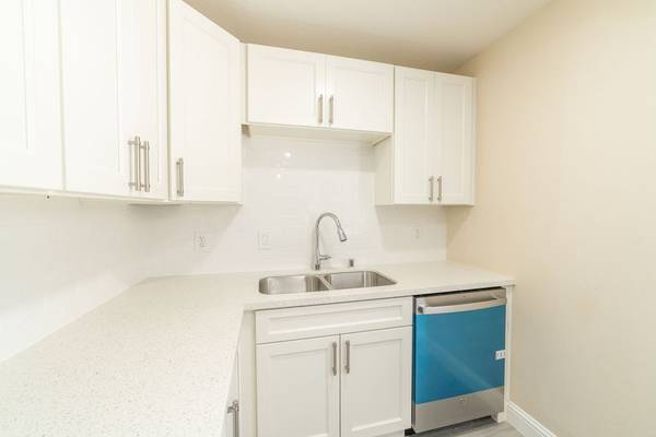 490 42nd Street, Oakland, CA 94609 photo 5
