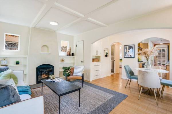 1BR/1BA Condo · Palo Alto photo 2