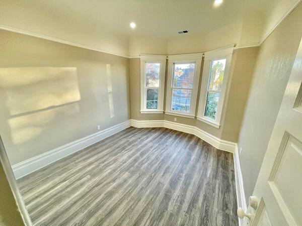 3BR/2BA Apartment · San Francisco photo 2