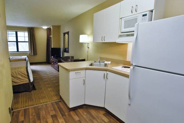1BR/1BA Apartment · Pleasant Hill photo 2