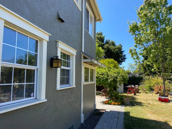 2BR/1BA Duplex on Ashby Ave · Berkeley photo 4