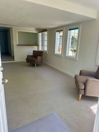 1BR/1BA Apartment · Mill Valley photo 2