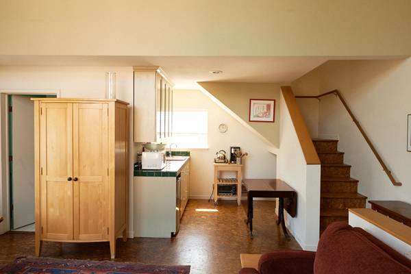 1BR/1BA Loft on Louise Street · Emeryville photo 2
