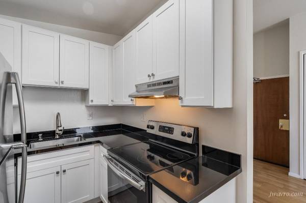 1BR/1BA Apartment · San Francisco photo 2