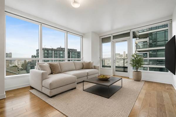 2BR/2BA Condo · Half Moon Bay photo 3