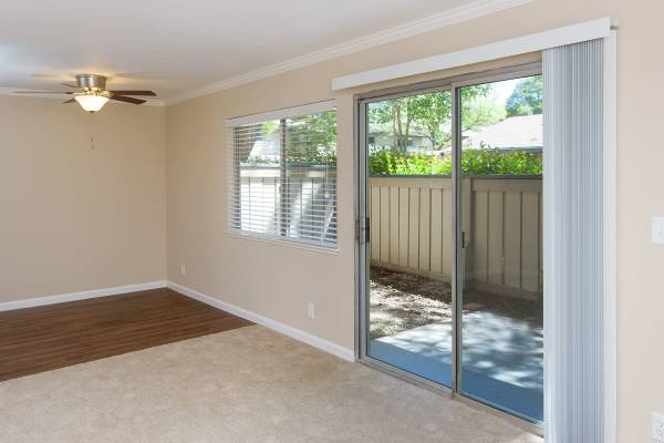 Apartments on Golden Road · Pleasanton photo 3