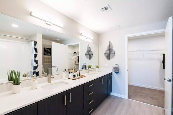 Apartments on Gates Dr · Milpitas photo 2