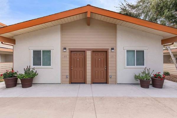 Apartments on Central Avenue · Fremont photo 2