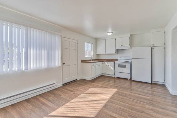 1BR/1BA Apartment on Pennsylvania Dr - 10 · Freedom photo 5