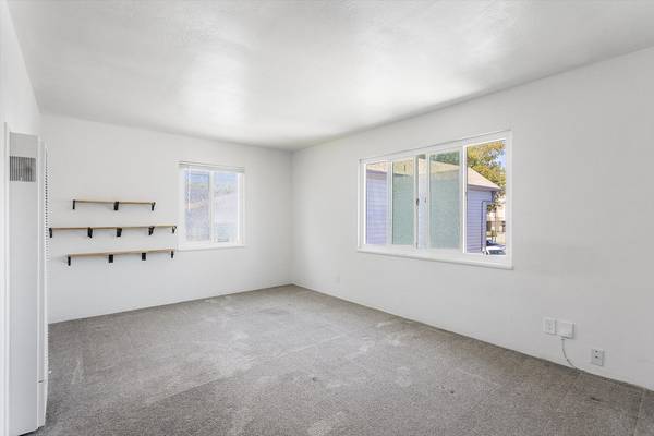 1BR/1BA Apartment on Encinal Ave · Alameda photo 4