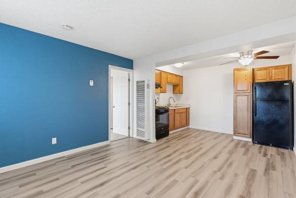Apartments on Crystal Street · Suisun City photo 3