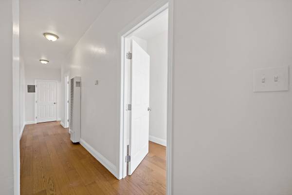 2BR/1BA Single Family House on 4th Street · Richmond photo 3