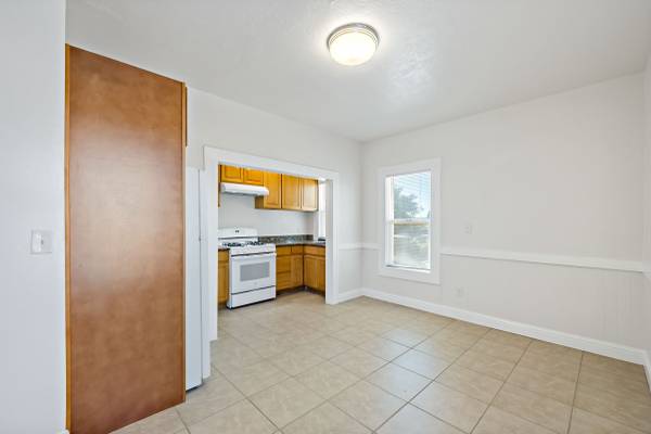 2BR/1BA Single Family House on 4th Street · Richmond photo 5
