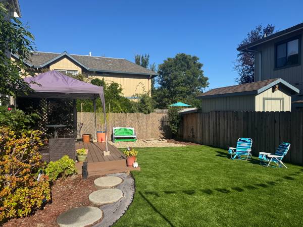 2436 Paul Minnie Ave Santa Cruz, CA 95062 photo 4