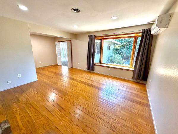 3BR/2BA Single Family House on Duke Circle · Pleasant Hill photo 5
