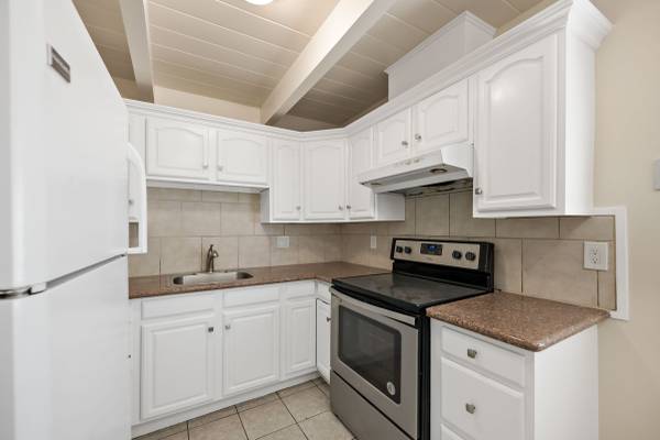647 17th St Richmond, CA 94801 photo 2